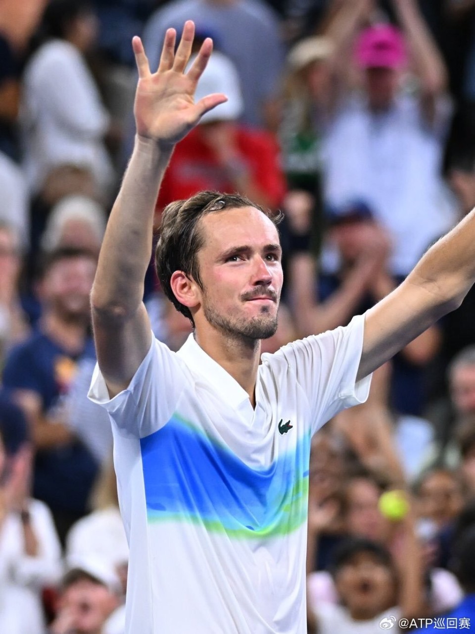 美网绝杀澳网，梅德韦杰夫点燃赛场