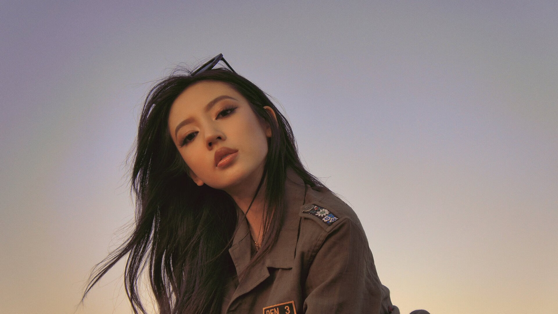 猛龙掀翻雄鹿,无名小卒切特·霍姆格伦爆冷成为关键先生